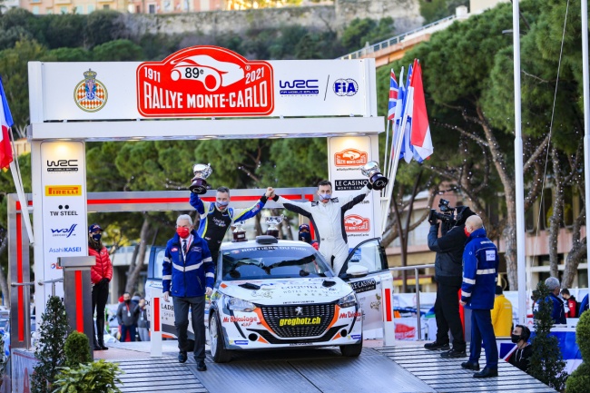 Vozy Peugeot 208 Rally 4 předvedly v různorodých podmínkách Rallye Monte-Carlo vynikající výkony a suverénně ovládly stupně vítězů.
