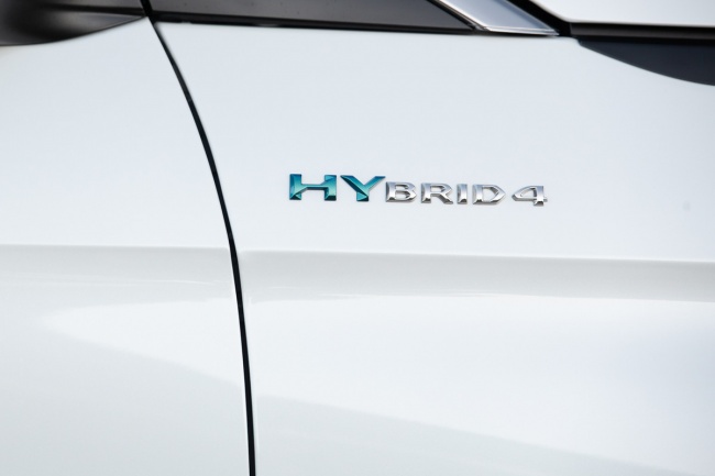 Hybrid 3008 4x4